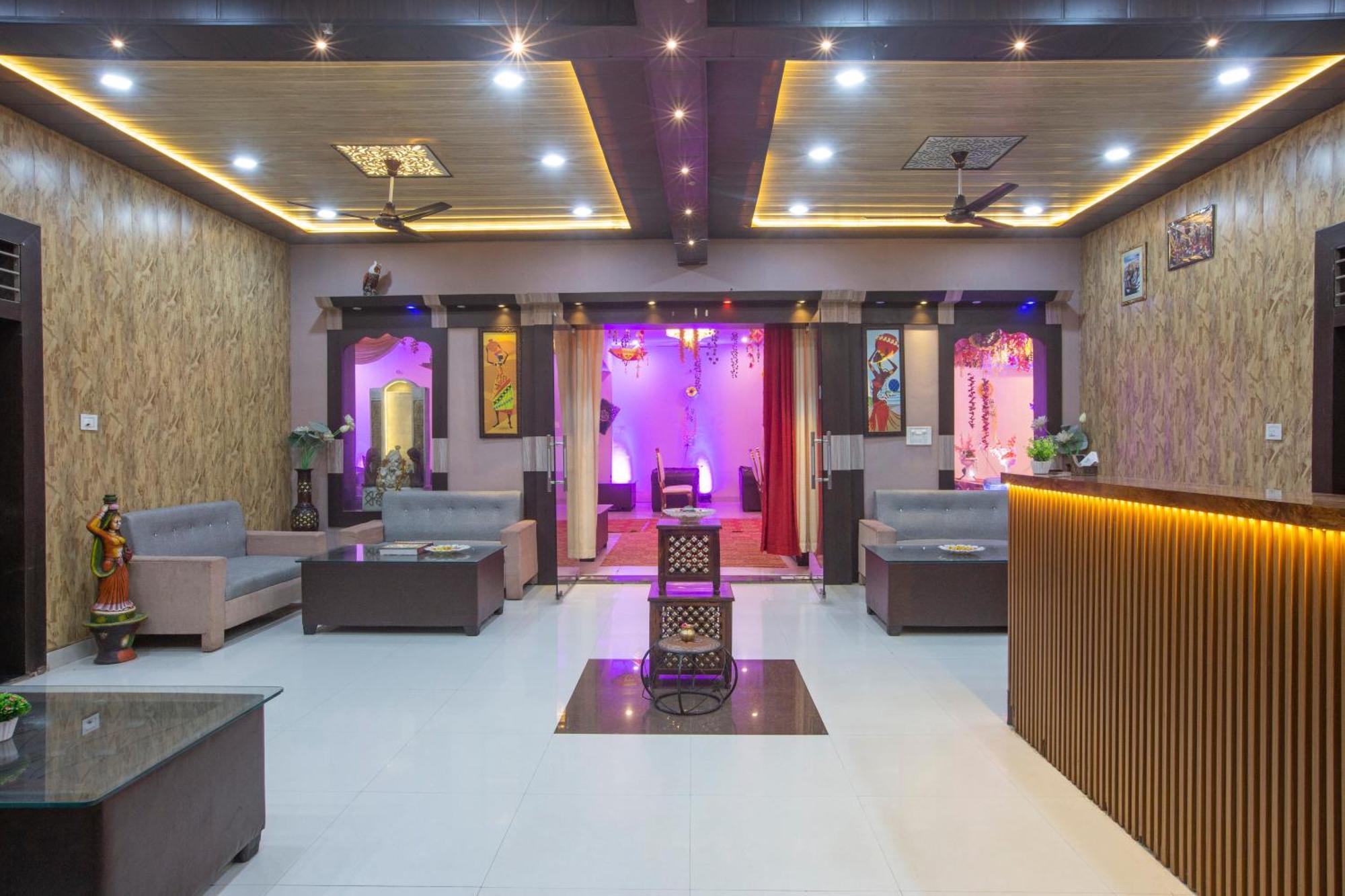 Bundeli Farm Resort & Banquet โอร์ชชา ภายนอก รูปภาพ